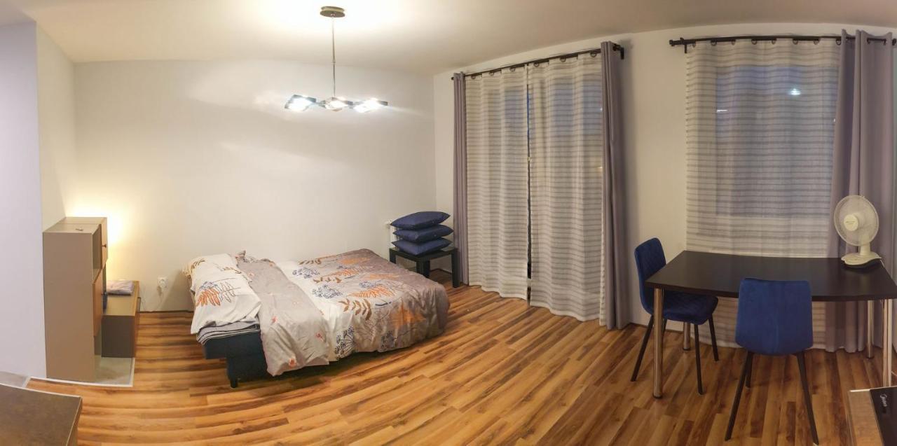 Mini Apartament Krakow Pn / Cracow North Z Parkingiem Εξωτερικό φωτογραφία