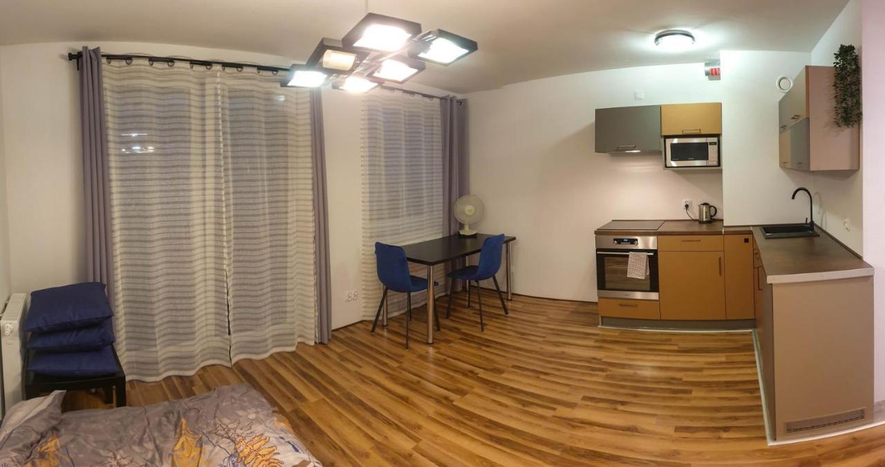 Mini Apartament Krakow Pn / Cracow North Z Parkingiem Εξωτερικό φωτογραφία